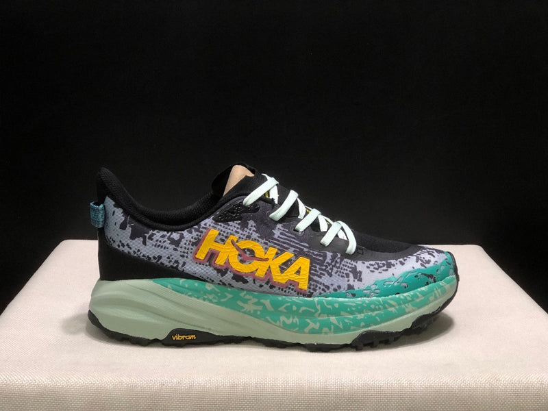 HOKA
